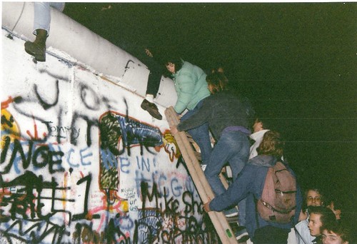 93222125 028d2b61a6 - How a political blunder led to the Fall of the Berlin Wall