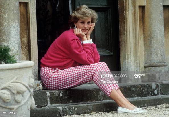 gettyimages 52105332 594x594 1 - Why collectors need to know about the new Princess Diana statue