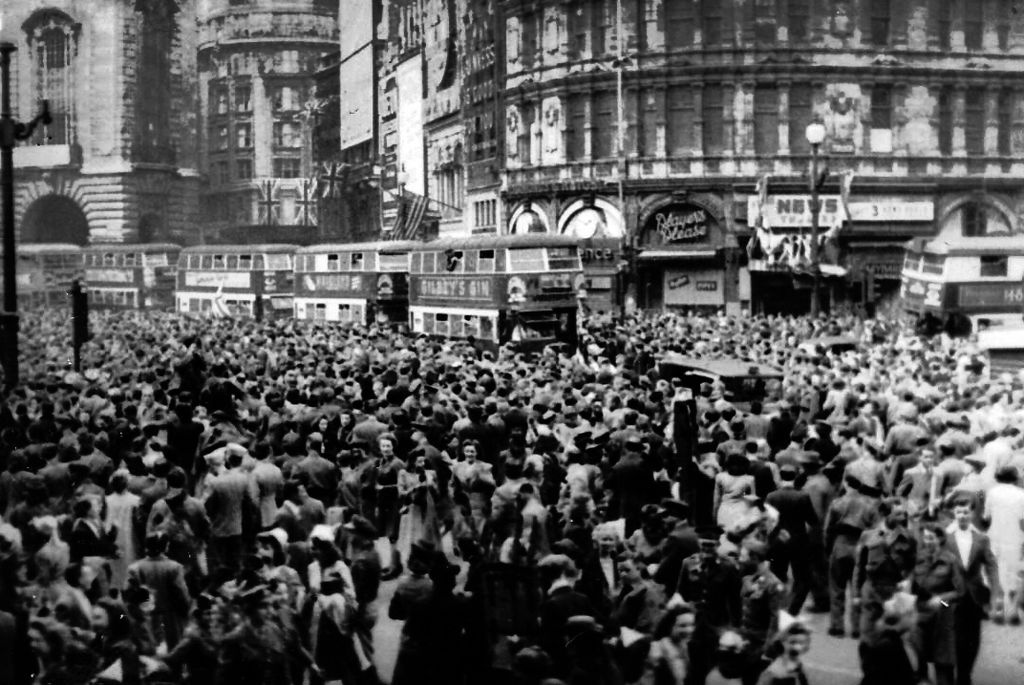 Honouring 80 Years of VE Day: A Legacy of Courage, Celebration and Remembrance 1024px VE DAY Piccadily 1945 - Honouring 80 Years of VE Day: A Legacy of Courage, Celebration and Remembrance