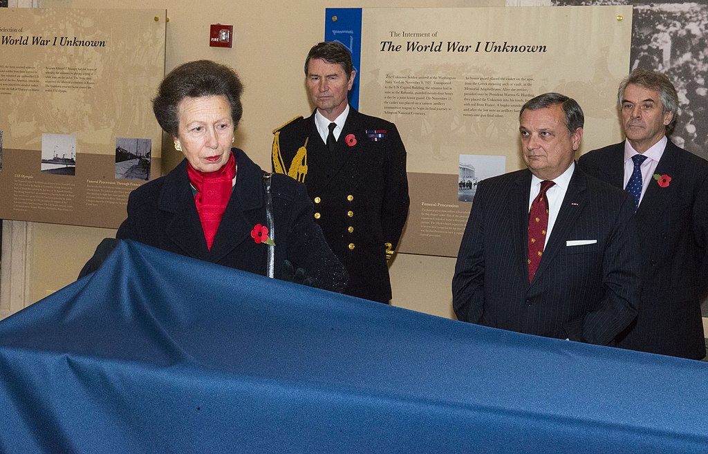 1024px Princess Anne  ANC Superintendent Jack Lechner unveiling   Display Room 15727324845 - A Royal Milestone: The First-Ever UK Coin Honouring The Princess Royal